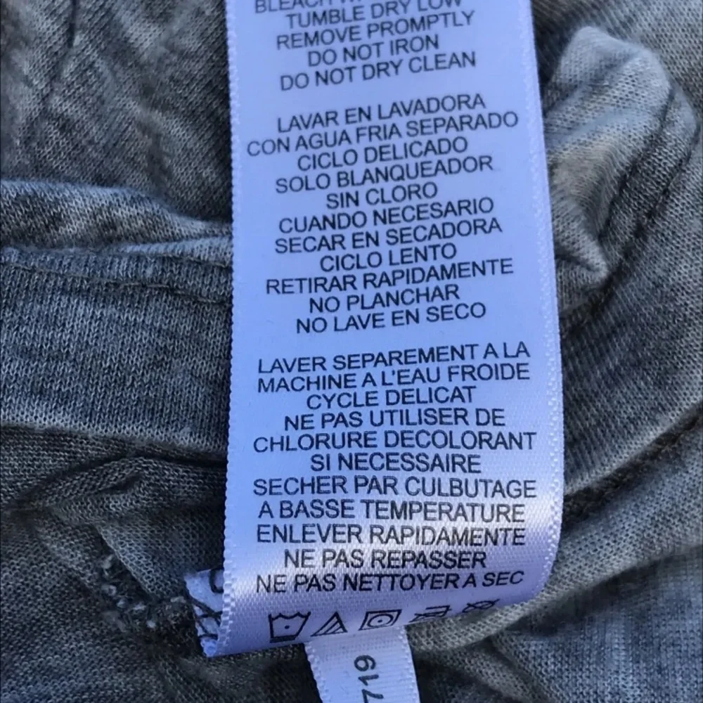 NBA Chicago Bulls Womens Retro Logo Burnout Crew Neck Long Sleeve Gray - Picture 4 of 8